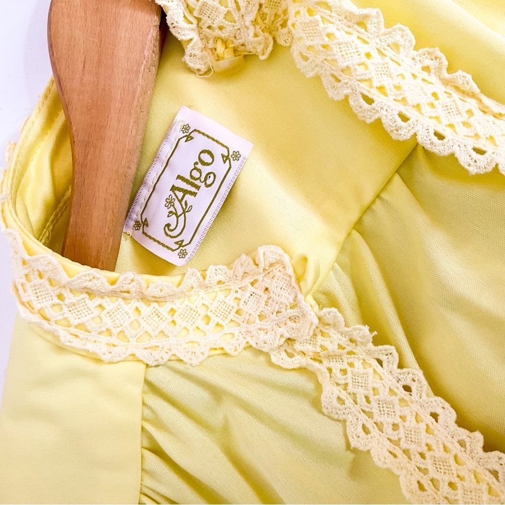 Retro Vintage Elegant Butter Yellow Lace Trim Dress Set - Picture 16 of 16